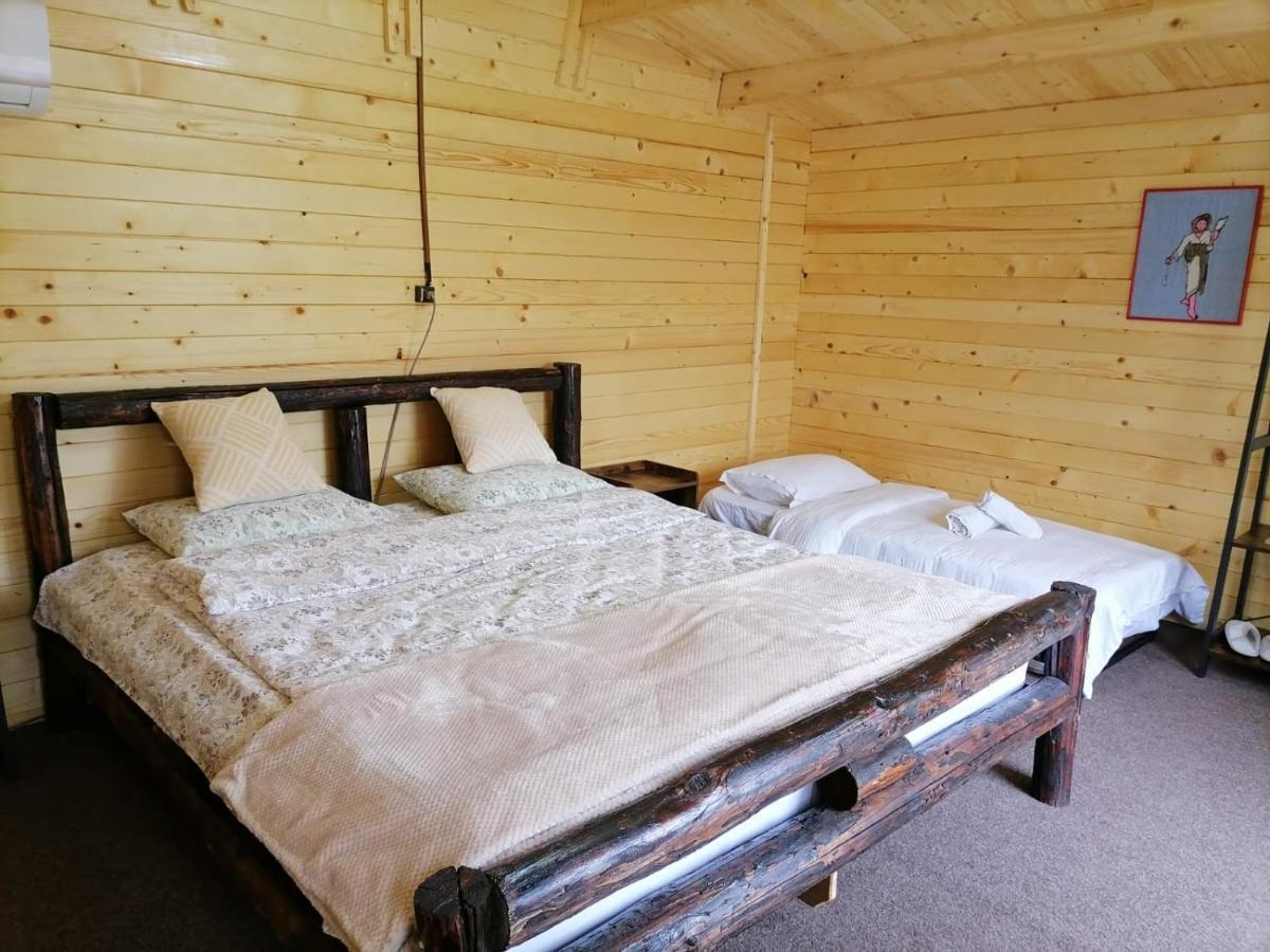 Edelweiss Guesthouse, Glamping And Camping Suhaia Exterior photo